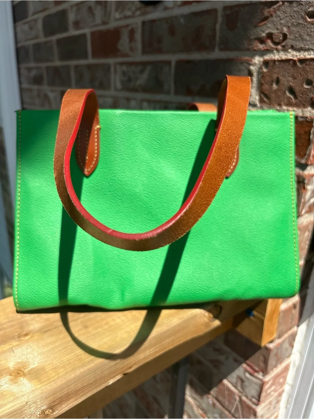 Dooney & Bourke vintage vibrant green leather shopper tote handbag - Picture 5 of 11